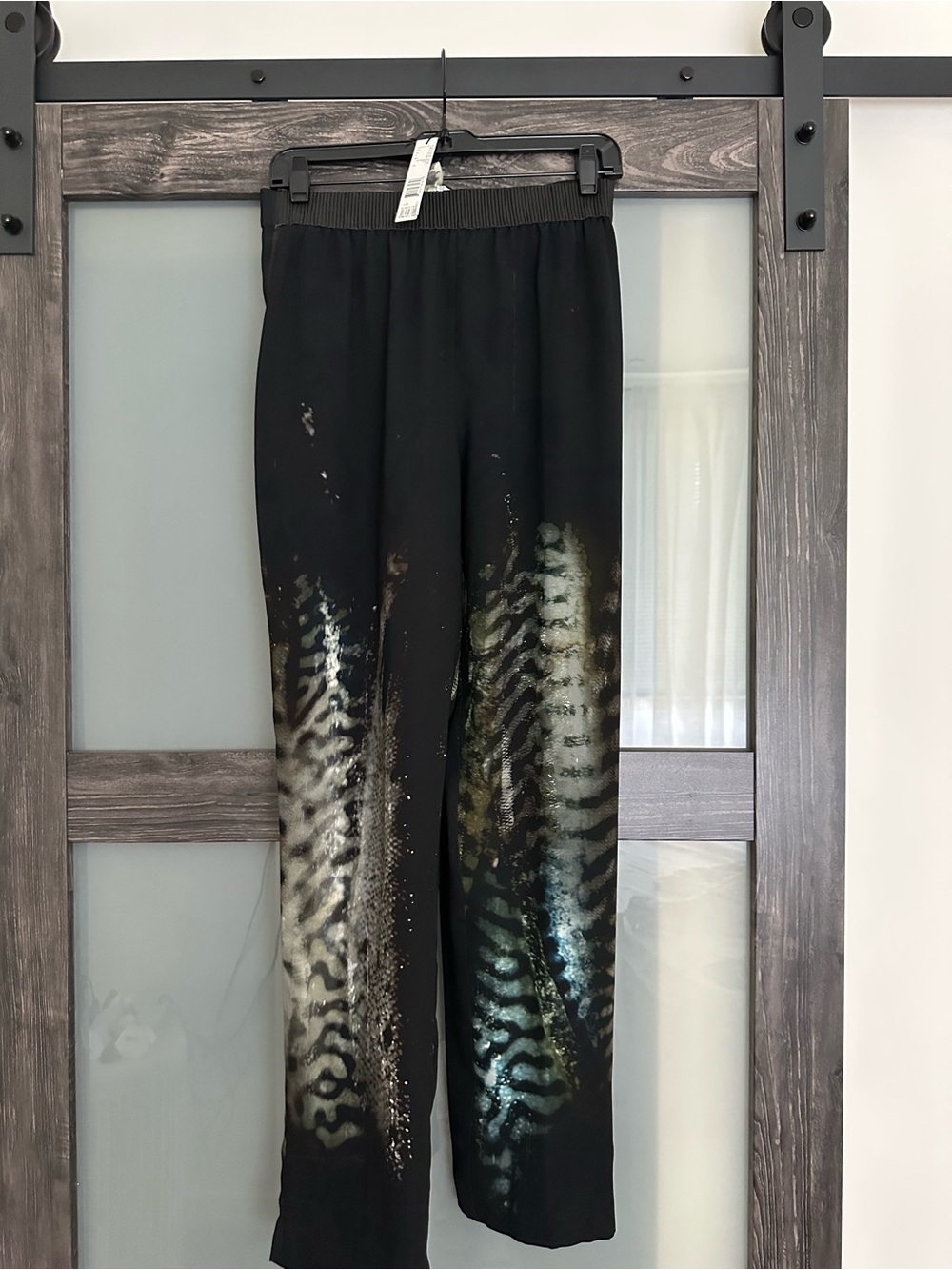 Elie Tahari Black Pants with Metallic Abstract Print
